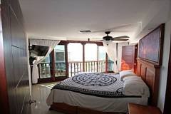 condo-forsale-bahia-de-caraquez-ecuador-beachfront10