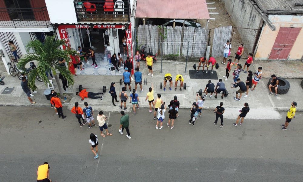 Outside Danny's Gym in Bahia de Caraquez. outside workout 