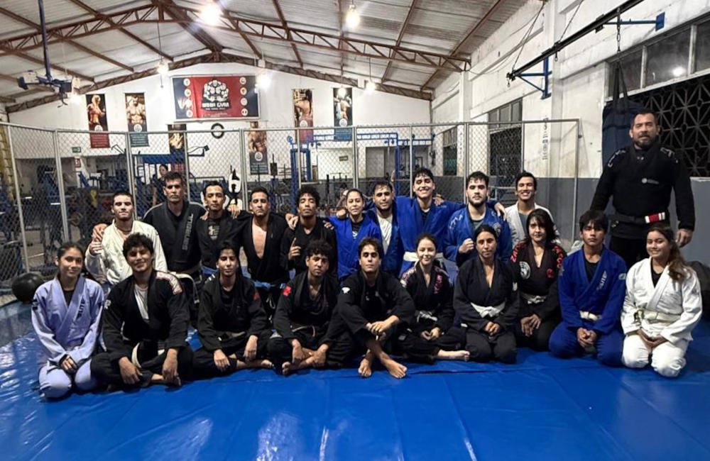 jiu-jitsu class in bahia de caraquez, ecuador. 